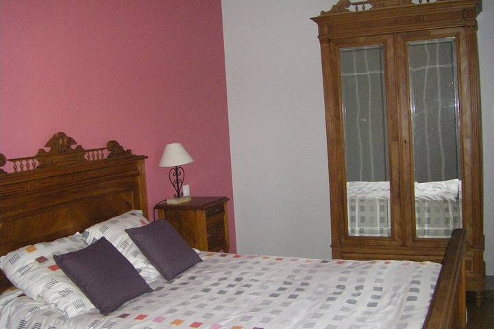 Location de vacances pour 5 personnes, avec jardin à Saint-Laurent-la-Vallée - 2