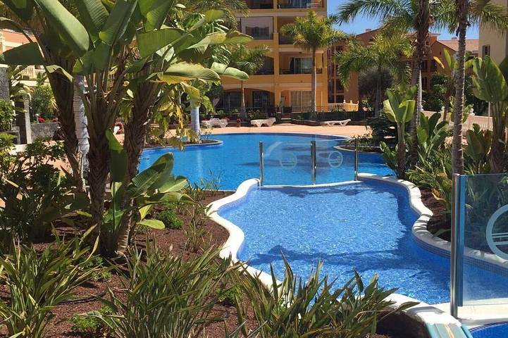 Ferienwohnung für 4 Personen, mit Balkon und Pool - 1