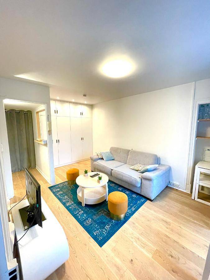 Appartement entier, One-Bedroom Apartment in Gentilly, Val-de-Marne
