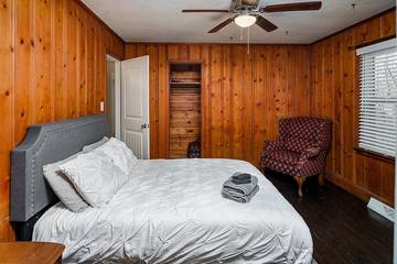 Vacation Home for 6 Guests in Charlotte, Mecklenburg County, Picture 2