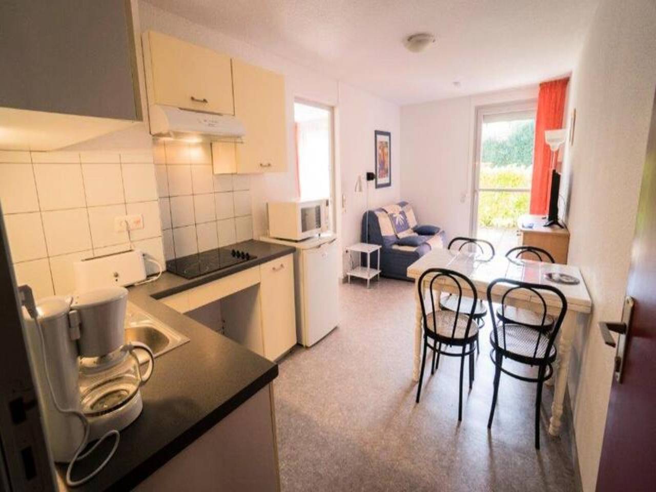 Appartement entier, 3 Pi√®ces 3/4 Personnes Rez de Chauss√©e in Salies-de-Béarn, Béarn