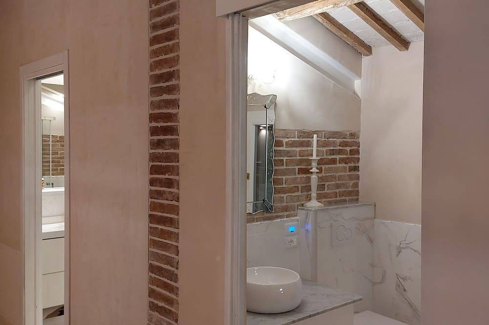 Luxury cottage, big terrace, marvelous view in Brendola, Berici Hills