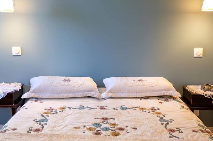 Location de vacances pour 6 personnes, avec terrasse et jardin, animaux acceptés à Montdragon