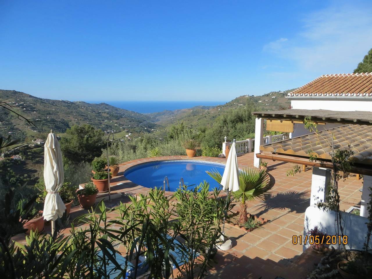 Ferienhaus 'Casa Solana' mit Meerblick, privatem Pool und Klimaanlage in Cómpeta, Málaga Provinz