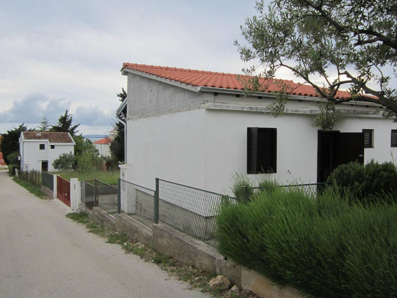 Mit überdachter Terrasse und Meerblick in Pakostane, Zadar
