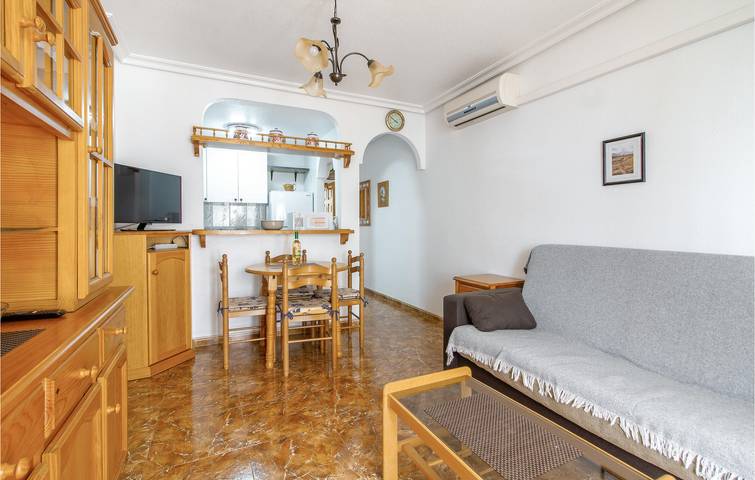 Gîte pour 4 personnes, avec terrasse et piscine à La Mata - 4