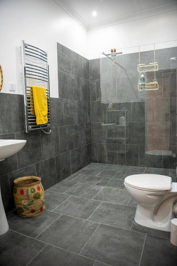 Maison d’hôte pour 2 personnes, avec jardin et jacuzzi ainsi que terrasse et piscine, animaux acceptés en Charente - 3