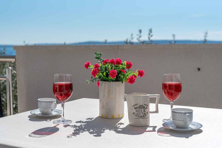 Ganze Ferienwohnung, Ferienwohnung mit Meerblick in Okrug Gornji, Ciovo