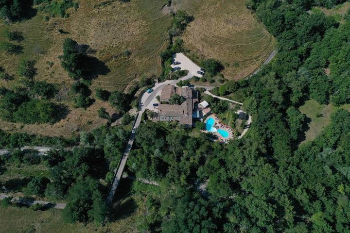 Chambre d’hôte pour 4 personnes, avec jardin ainsi que vue et piscine dans Privas - 2