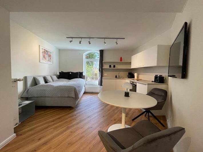 Ferienwohnung für 3 Personen, mit Terrasse und Garten in Herrenhäuser Gärten