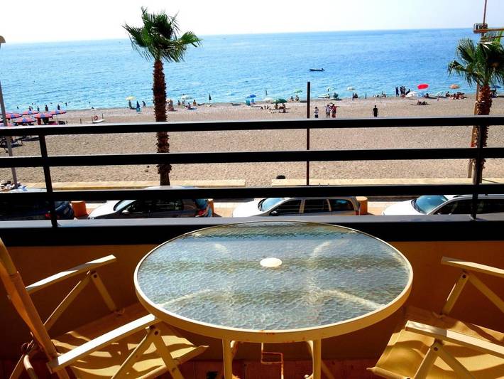 Gîte pour 4 personnes, avec balcon à Letojanni - 2