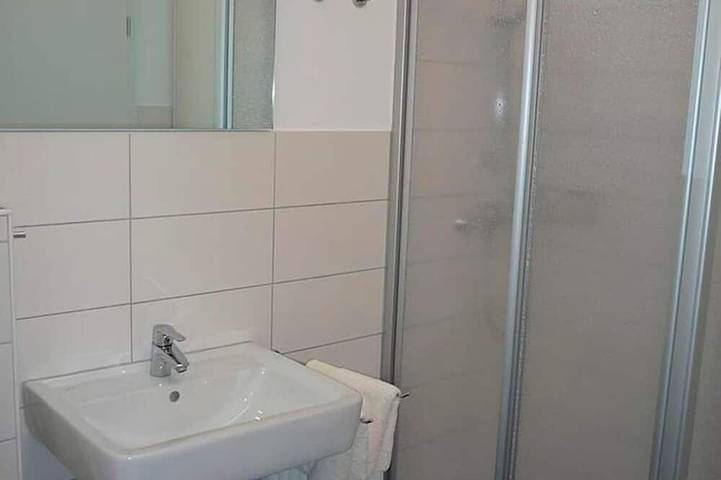 Ferienwohnung für 2 Personen, mit Pool in Landau - 4