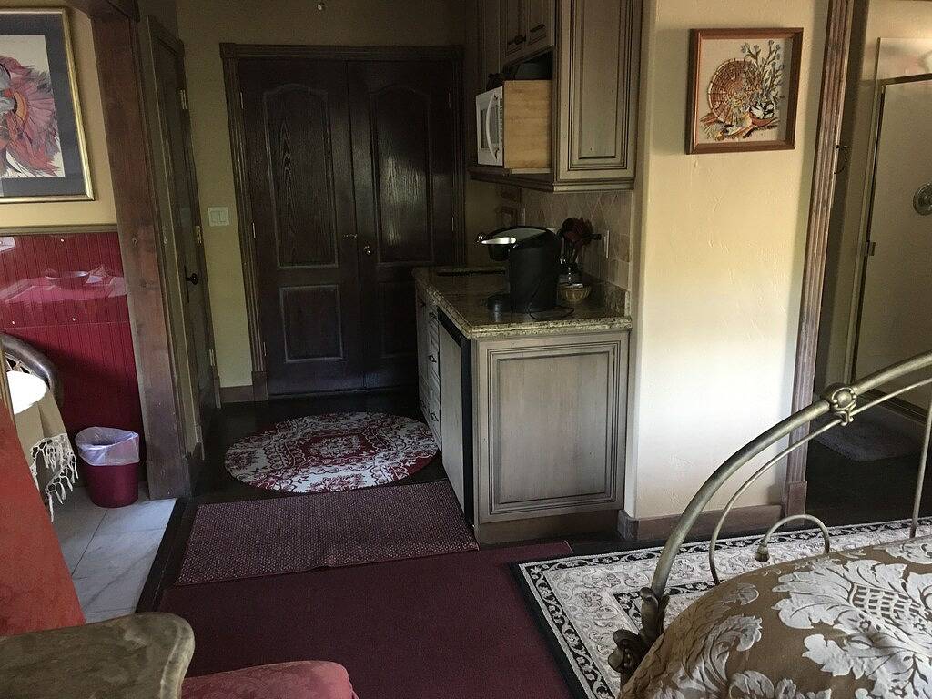 Ganze Wohnung, Wüsten-Juwel im roten Felsenland in Coconino Nationalwald