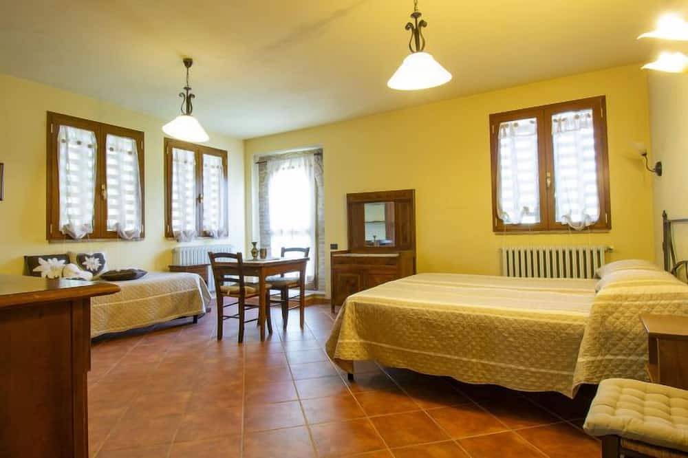 Casa dei Ciliegi in Gambassi Terme, Chianti