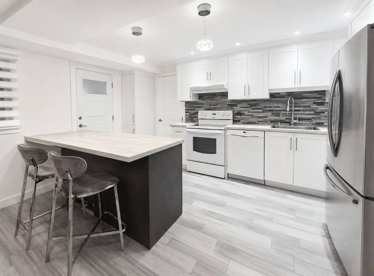 Appartement entier, Appartement rénové • 5 personnes • Metro à pied in Montréal, Québec