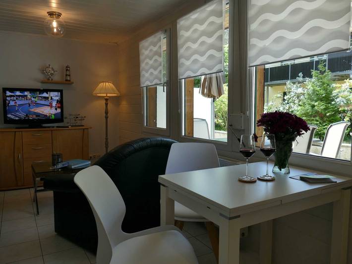 Ganze Ferienwohnung, Hinter den Dünen - Zeltplatzstraße 29 - Zwei-Raum-FeWo Typ Z1.2 - m. Terrasse, direkt an den Dünen in Ostseebad Karlshagen, Karlshagen
