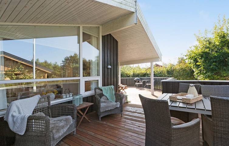Ferienhaus für 8 Personen mit Terrasse in Ebeltoft (Stadt), Ebeltoft