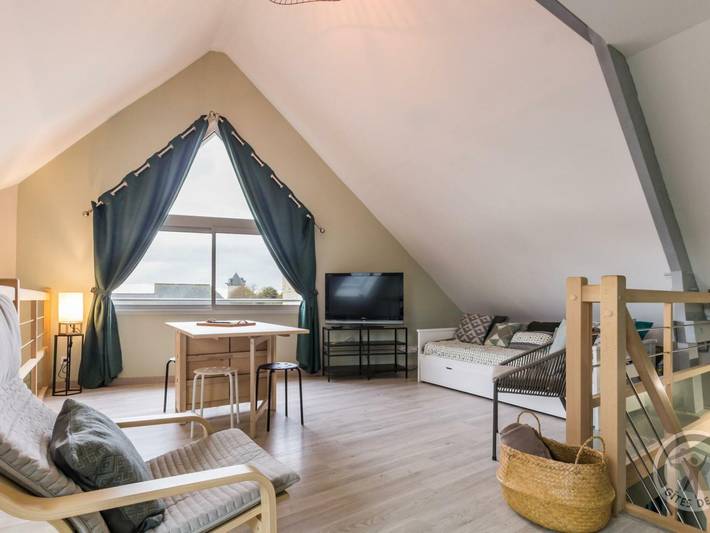 Gîte pour 4 personnes, avec terrasse dans Port de Saint-Vaast la Hougue - 2