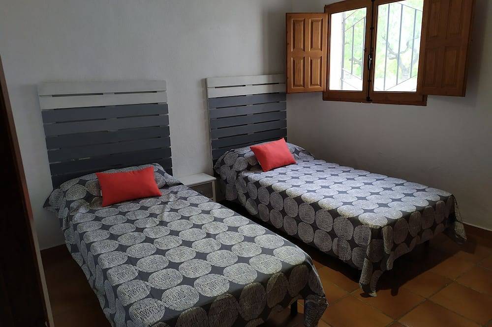 Country house at the foot of the greenway in Muro de Alcoy, Alicante l'intérieur des terres
