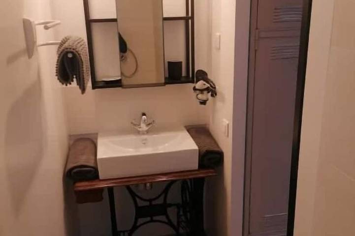 Appartement entier, L'atelier de Guytou et Spa in Cheval-Blanc, Parc naturel régional du Luberon