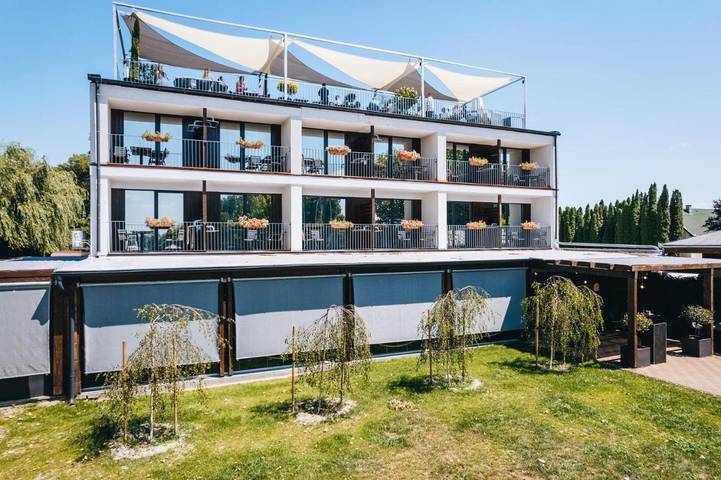 B&B für 2 Personen, mit Pool und Seeblick sowie Balkon und Ausblick am Balaton