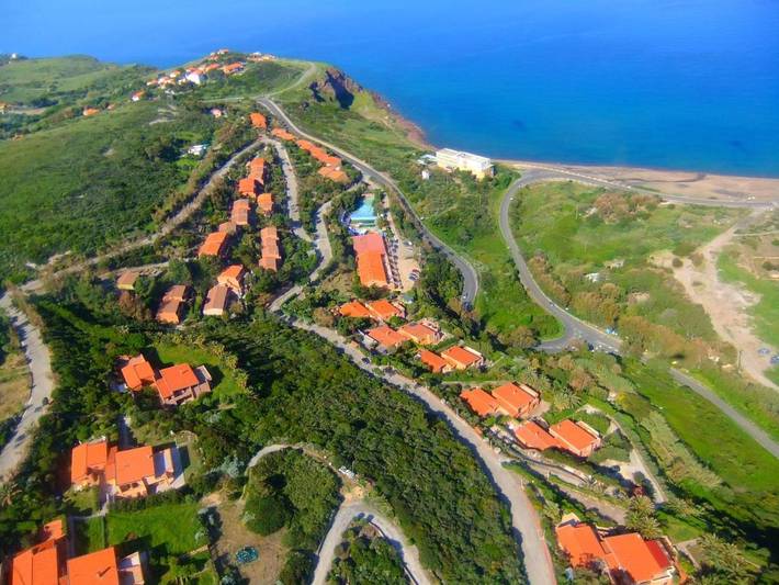 Ferienpark für 4 Personen, mit Balkon und Terrasse sowie Kinderpool und Pool auf Sardinien - 4
