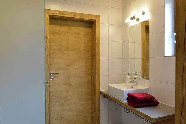 Lodge für 6 Personen, mit Terrasse und Garten sowie Sauna in Kärnten - 4