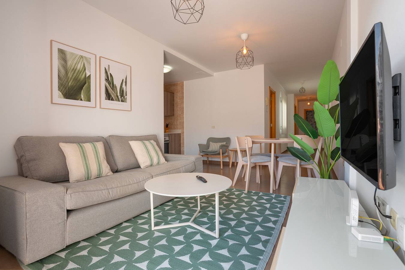 Ganze Wohnung, Ferienwohnung 'Obsidian Aregoma La Caleta' mit Bergblick, Balkon und Wlan in La Caleta, Adeje