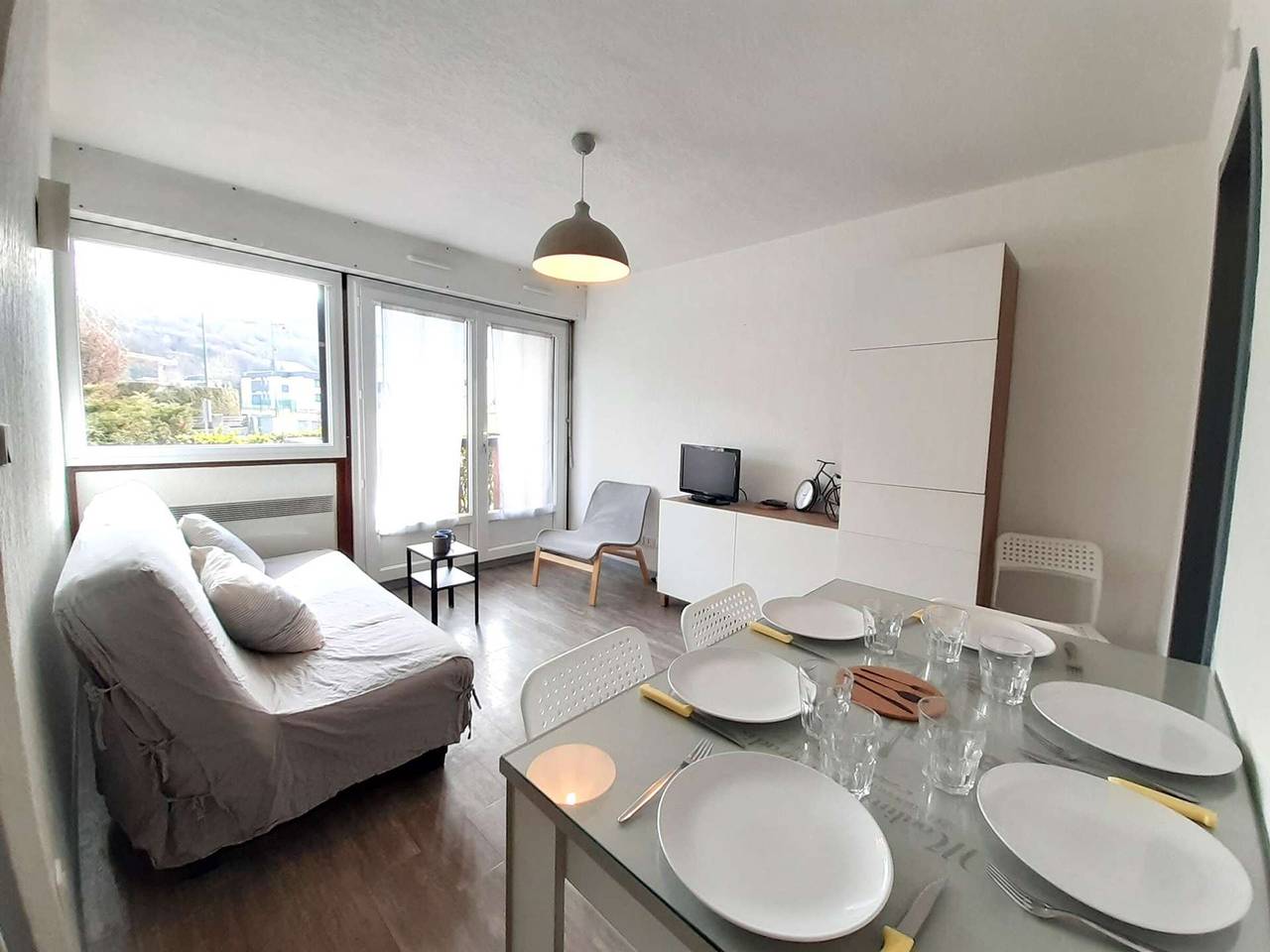 Appartement entier, Appartement T2 cabine pour 4 pers avec balcon, parking, sauna & jacuzzi - St Lary Soulan in Vignec, Parc national des Pyrénées