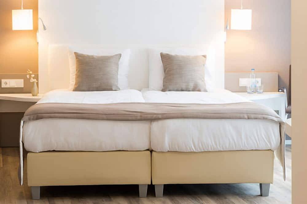 Tranquil Stay w/ Wellness Amenities & Scenic Views | Onsite Dining in Wageningen, Hoge Veluwe
