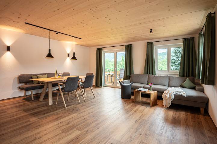 Ferienwohnung für 6 Personen, mit Ausblick und Balkon - 1
