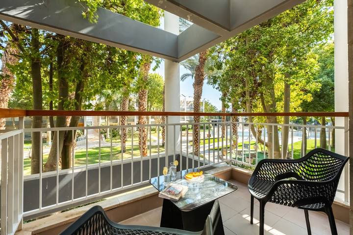 Gîte pour 4 personnes, avec balcon et piscine, adapté aux familles à Eilat - 2