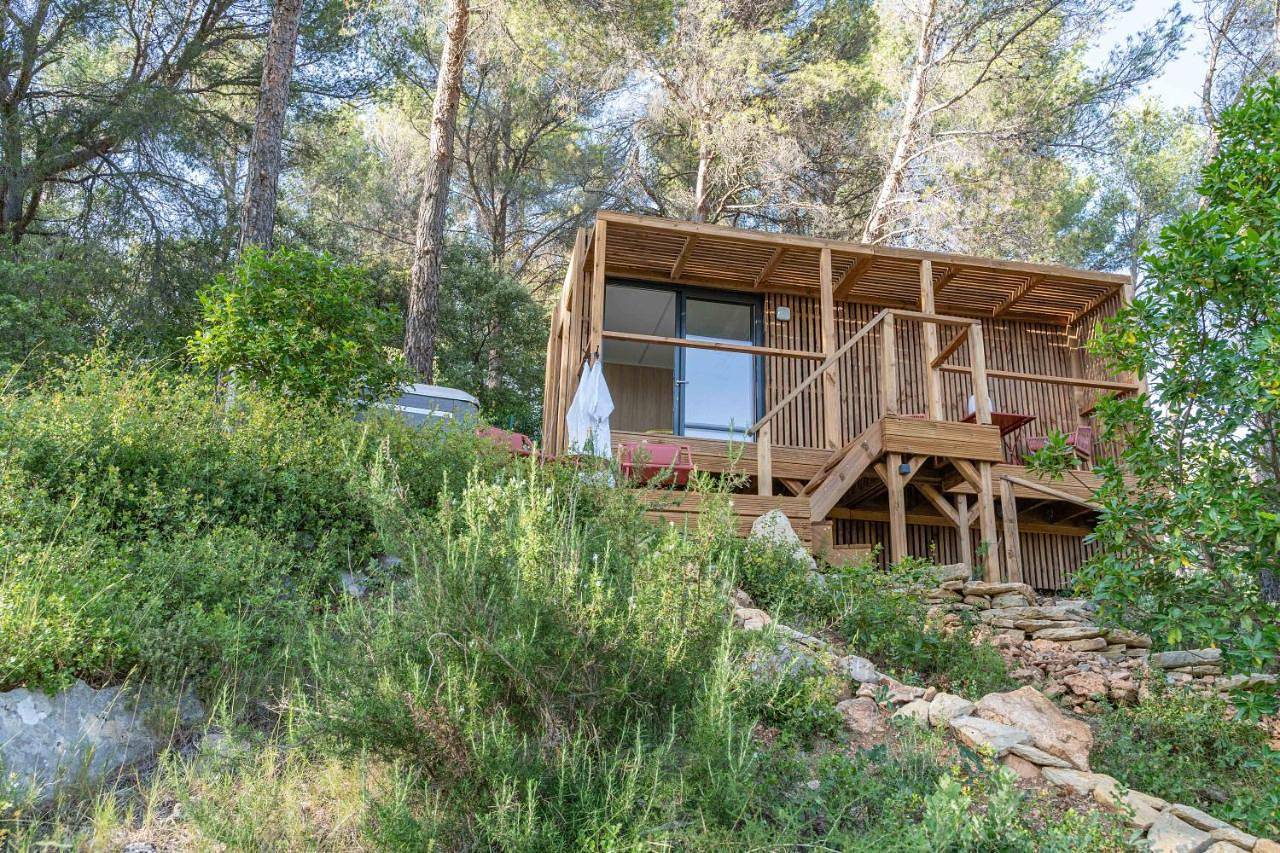 Appartement entier, One-Bedroom Apartment in Saint-Marc-Jaumegarde, Région d'Aix-en-Provence