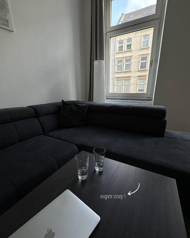 Ganze Wohnung, Two-Bedroom Apartment in Köln, Rheinland