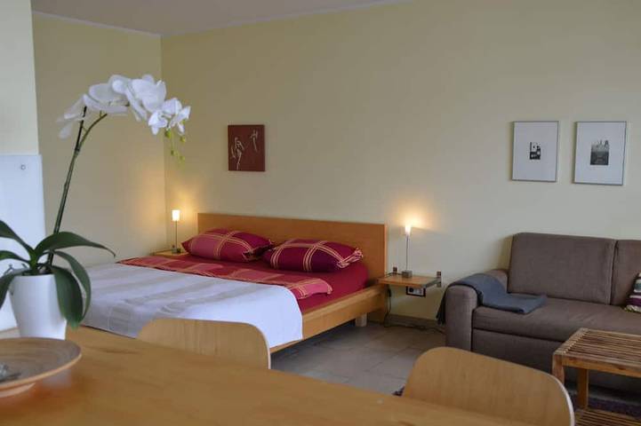 Ferienwohnung für 2 Personen, mit Balkon in Schöneberg Berlin