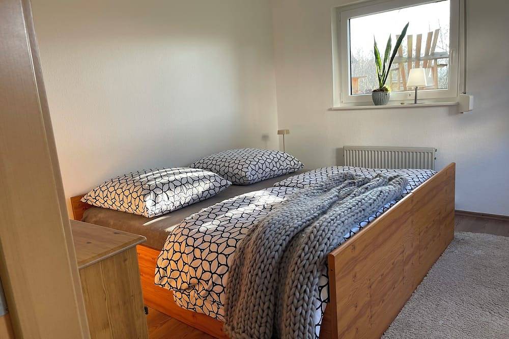 Ganze Wohnung, Gemütliche und komfortable Ferienwohnung mit Blick in den Garten in Murrhardt, Rems-Murr-Kreis