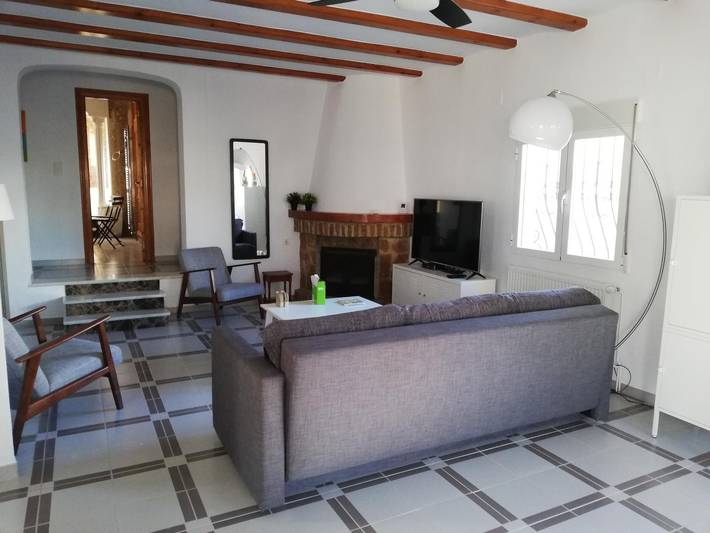 Moderne Villa nahe Strand mit großer Terrasse in Almadrava, Costa Blanca