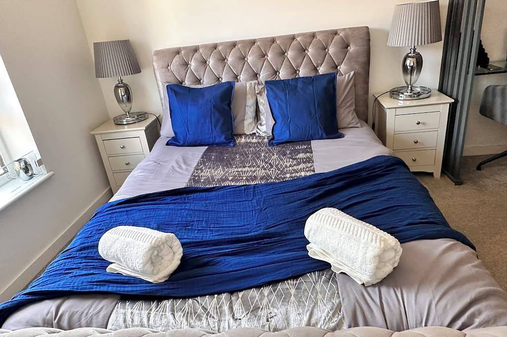 Entire apartment, 1 -bed Apartment Close to Gatwick Airport in Crawley, West Sussex