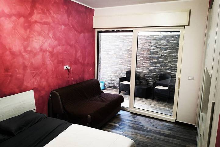 Villa pour 10 personnes, avec terrasse et jardin, animaux acceptés à Bari - 2