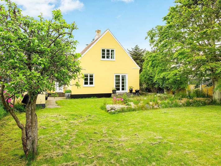 Vakantiehuis voor 5 personen, with Whirlpool and Terras as well as Tuin in Skagen