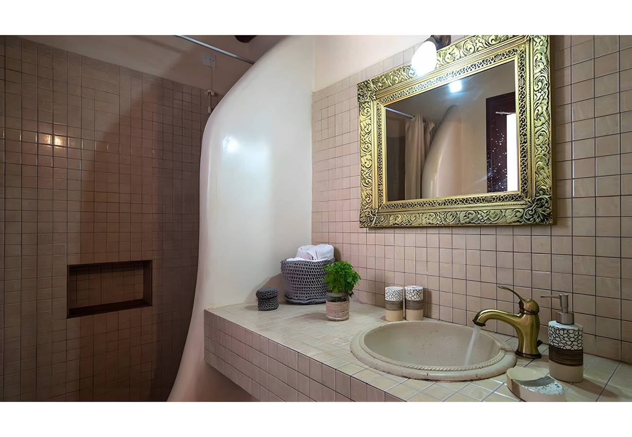 Estudio entero, Estudio 'Galateia' con terraza privada, Wi-Fi y aire acondicionado in Milo