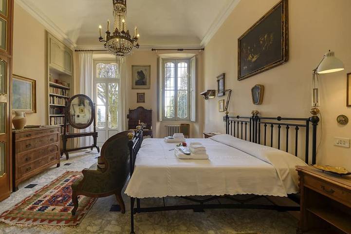 Apartamento entero, Varese - Old-time villa next to golf course in Varese, Provincia de Varese