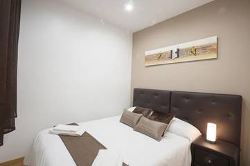 Holiday Apartment for 6 People in Eixample, Barcelona, Photo 4