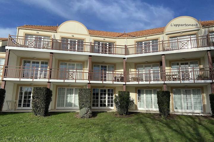 Location de vacances pour 5 personnes, avec terrasse et piscine à Talmont-Saint-Hilaire