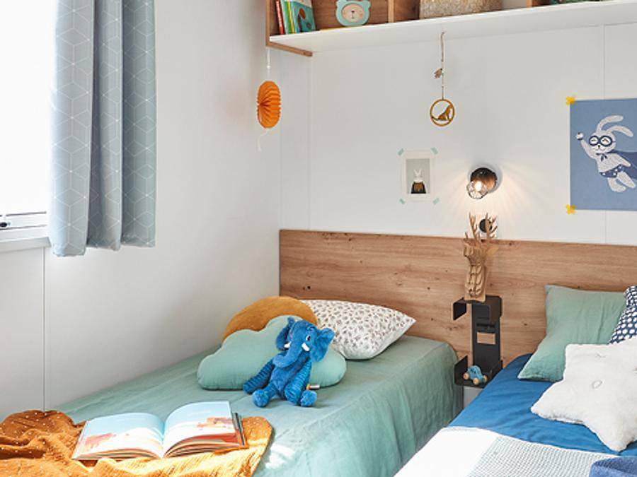 Camping Le Mas de L'isle - Mobilheim 7 personen - Premium 3 Schlafzimmer - 32m2 - mit Klima + Wifi + Tv - Überdachte Terrasse von 16m2 in Lunel, Mittelmeerküste (Frankreich)