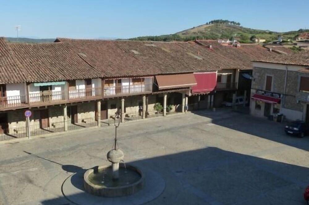 House Entre Fuentes, 6p-10p, in historical village Cuacos de Yuste, La Vera in Cuacos de Yuste, Cáceres Region