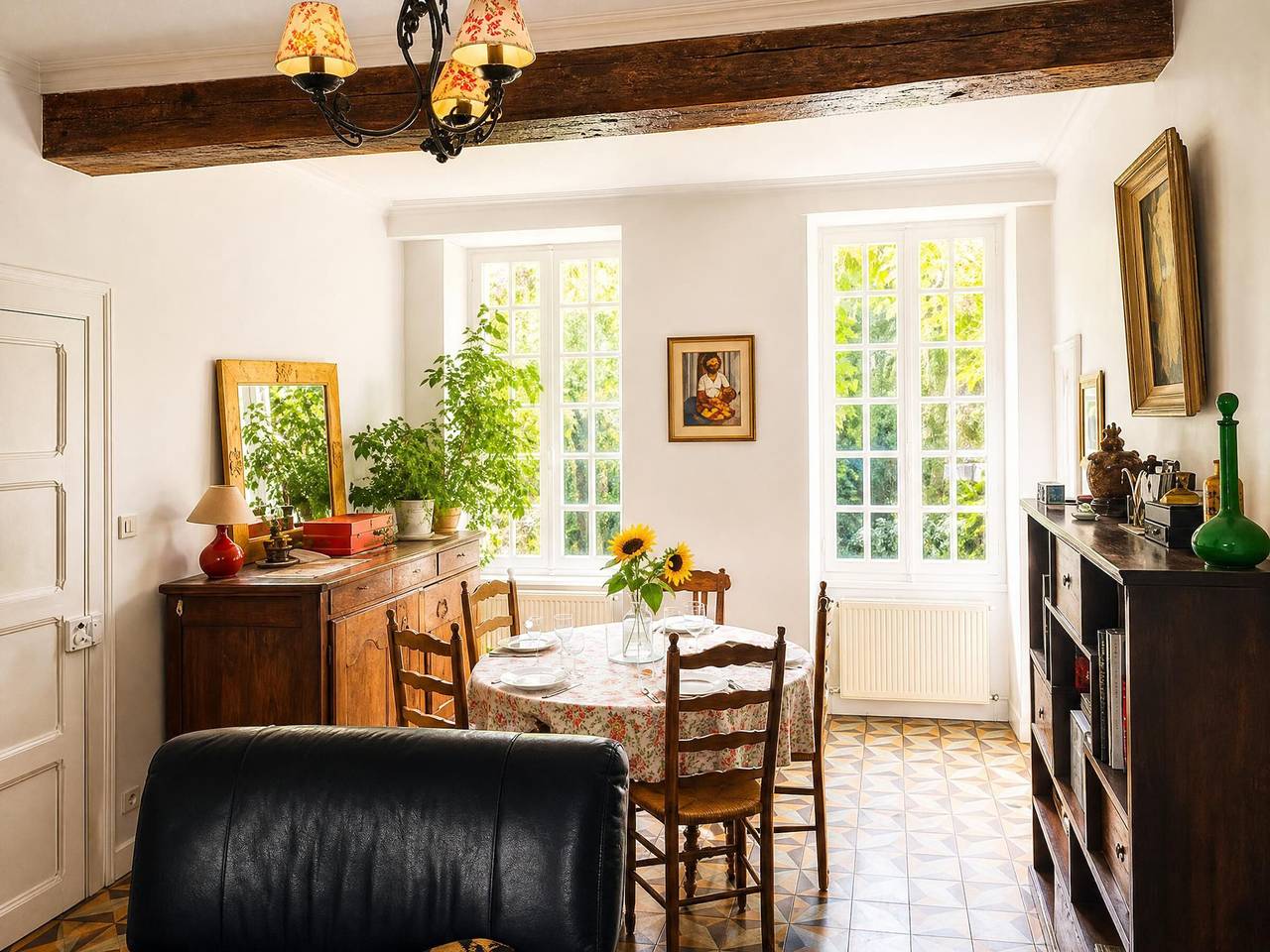 Maison spacieuse en Bourgogne - 7 pers. in Mailly-le-Château, Région d'Auxerre