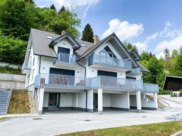 Gîte pour 2 personnes, avec sauna ainsi que terrasse et jacuzzi à Bled
