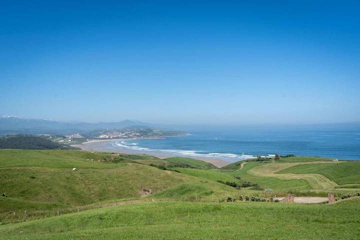 Hotel para 2 personas, con vistas y terraza, Se admiten mascotas en Costa Occidental (Cantabria) - 2