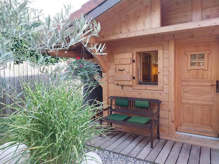 Gîte pour 2 personnes, avec jacuzzi ainsi que jardin et terrasse dans Lac Léman (France) - 3